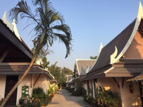  Sweet Inn Resort  Bang Pahan